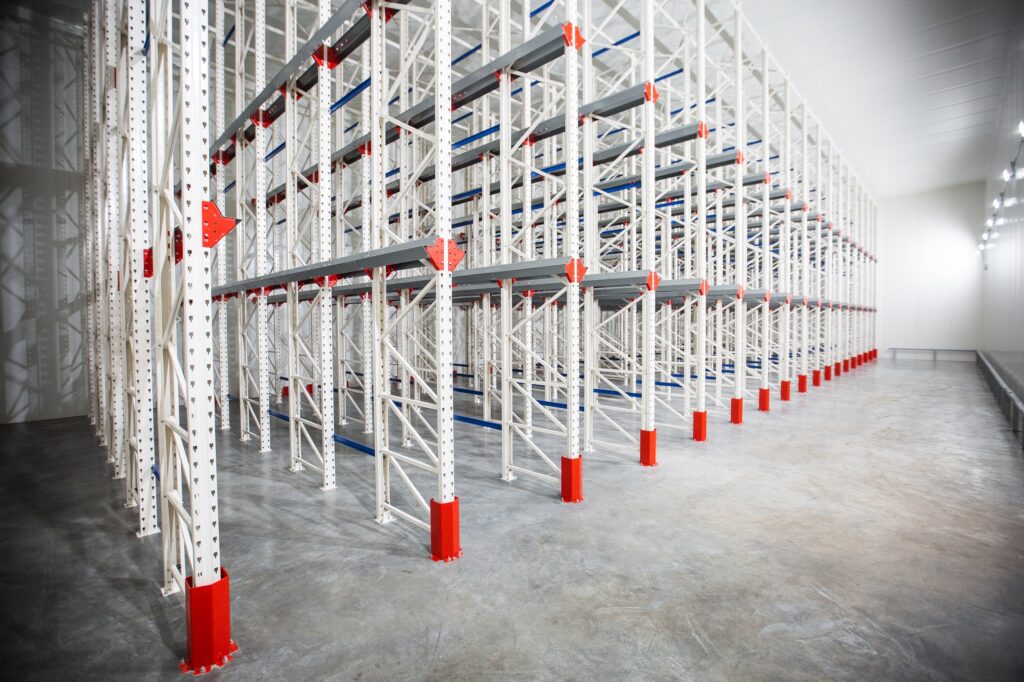 Warehouse Cantilever Racking Systems for storage Aluminum Pipe or profiles. Pallet Rack and Industrial Warehouse Racking - Storage Solutions Inc.