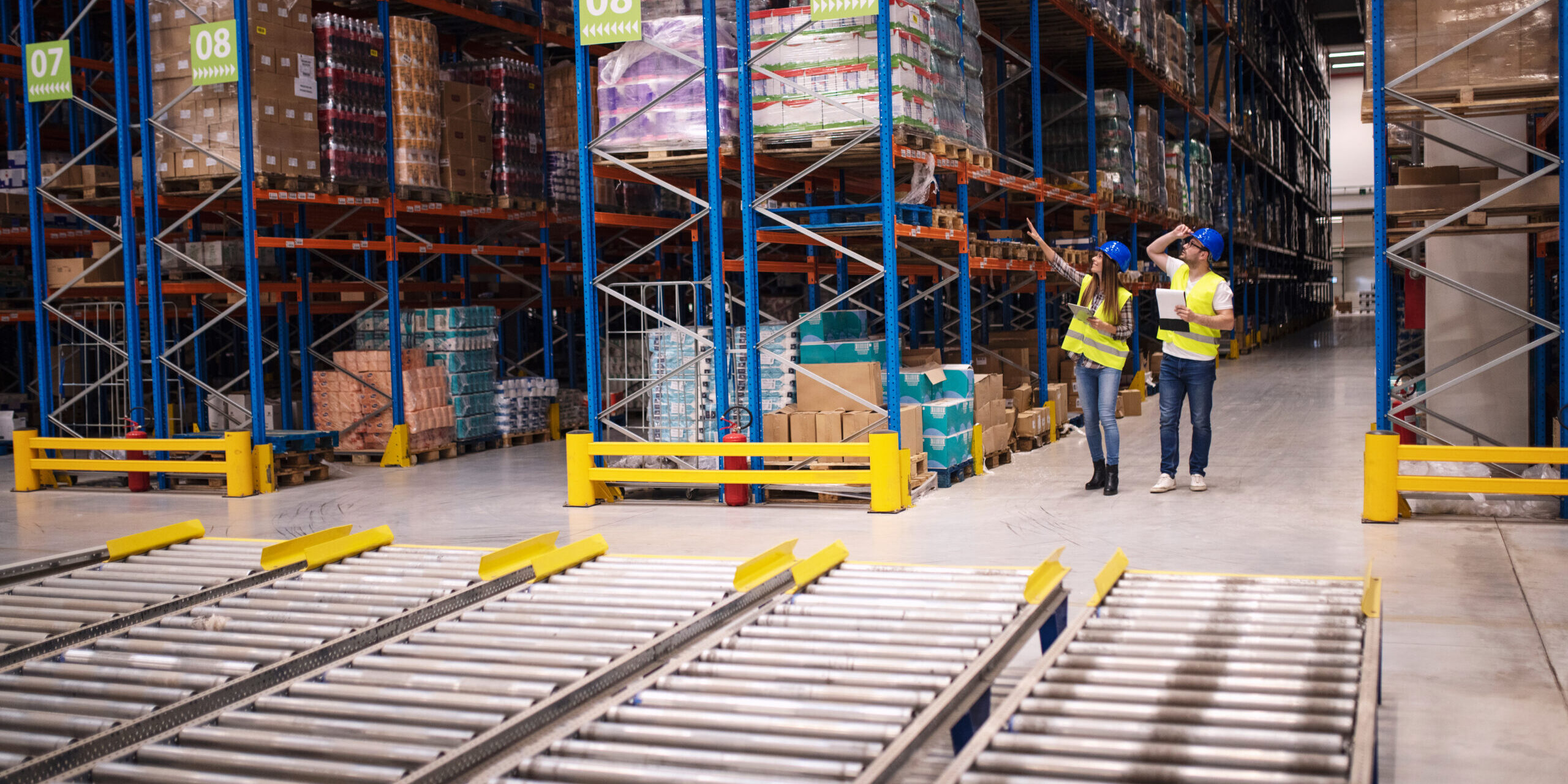 Floor-Mounted Roller Flow Rack | Warehouse Optimizers Inc